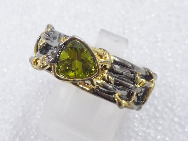 JAPANESE KIMONO / ANTIQUE COLORED STONE RING (SIZE 20.5)